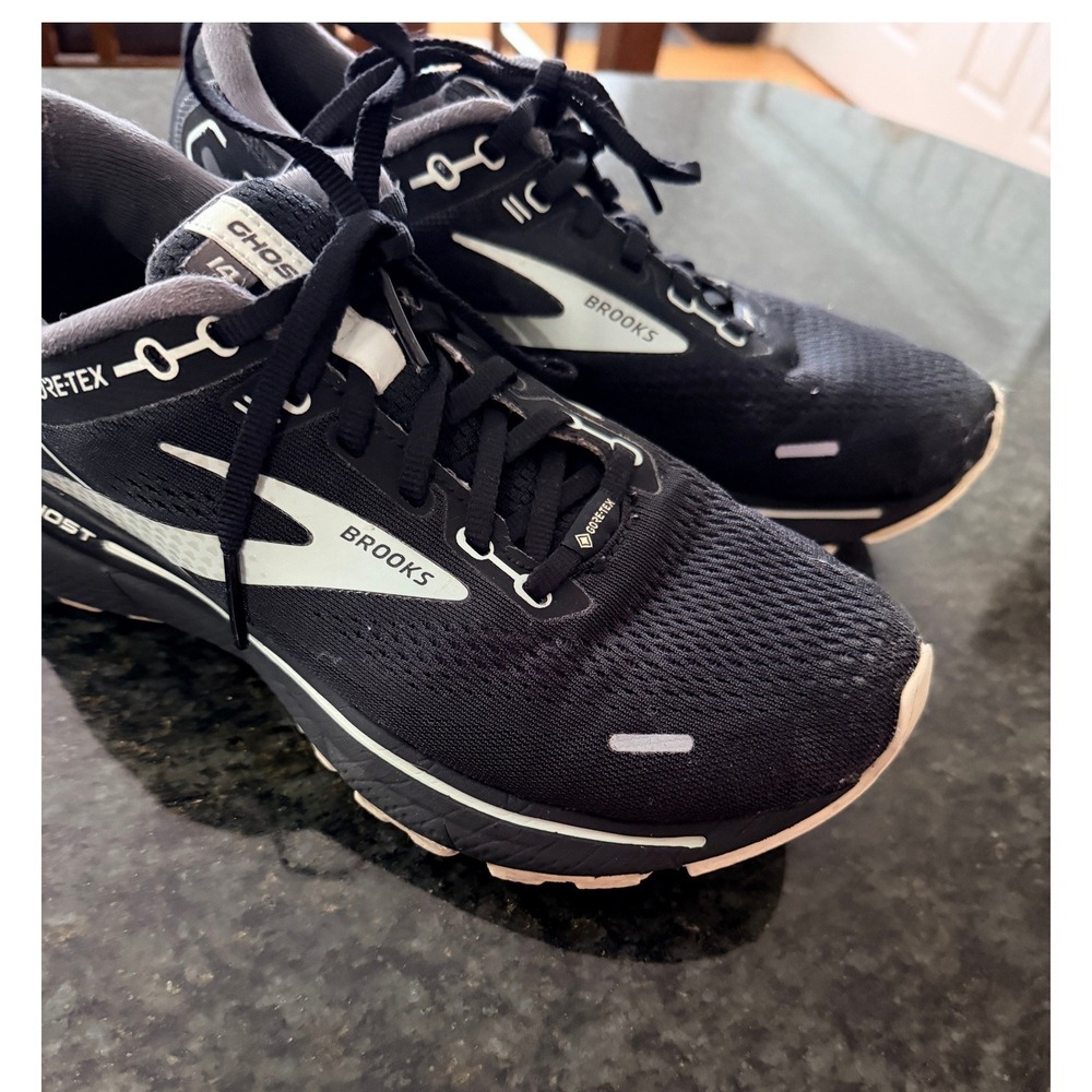 Brooks Ghost 14 GTX Black Waterproof Running Shoes 1203551B015 Womens 9
